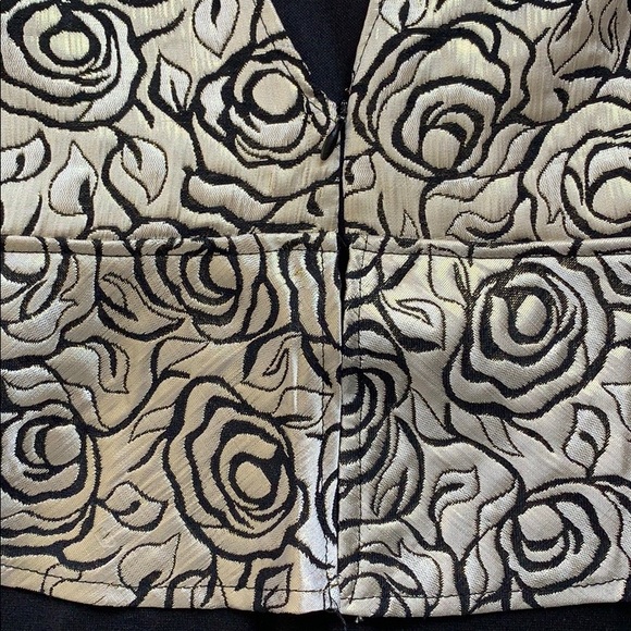 Black and Gold Rose Patterned Peplum Midi Dress - Picture 5 of 5